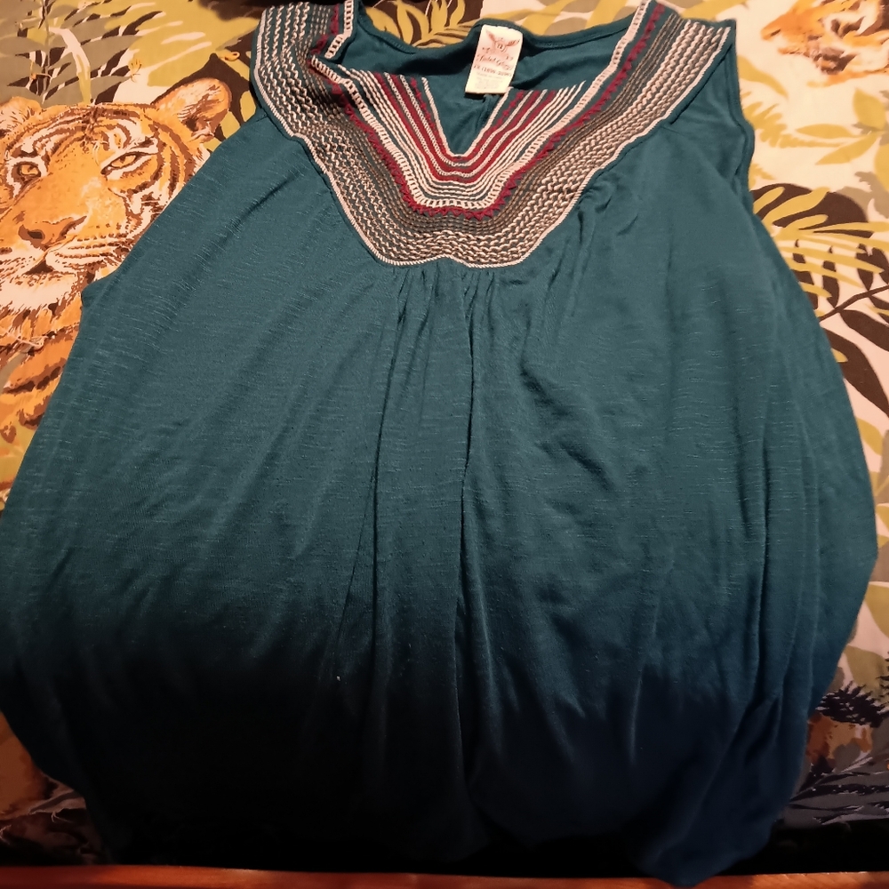 Woman's shirt